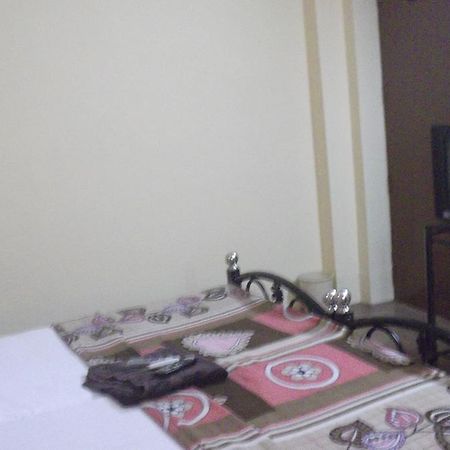 Megacity Inn Kolkata Ngoại thất bức ảnh