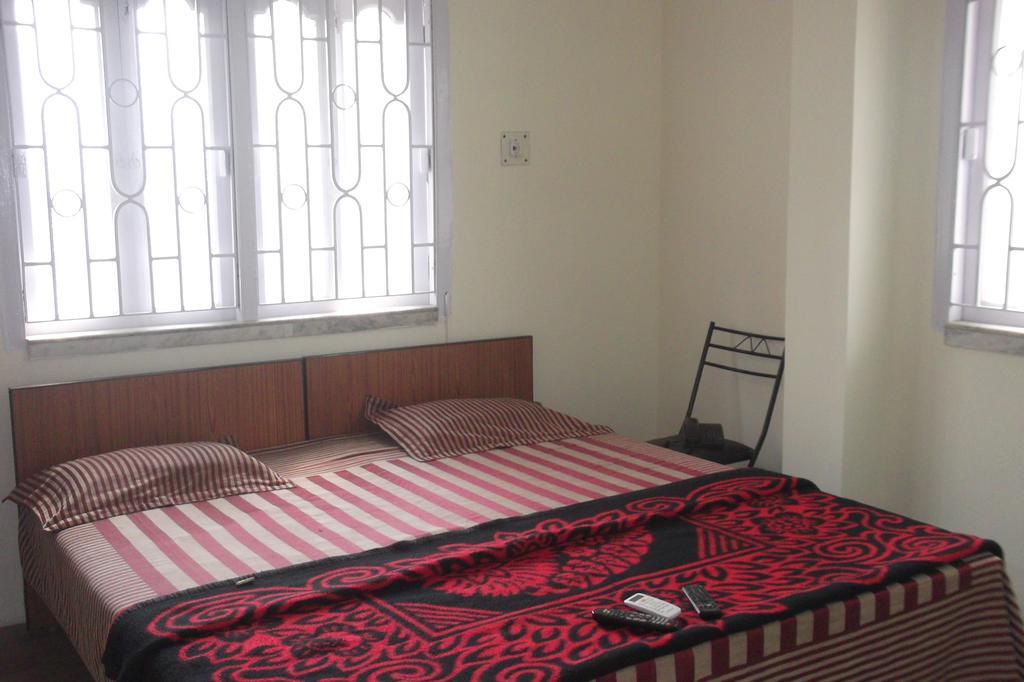 Megacity Inn Kolkata Ngoại thất bức ảnh