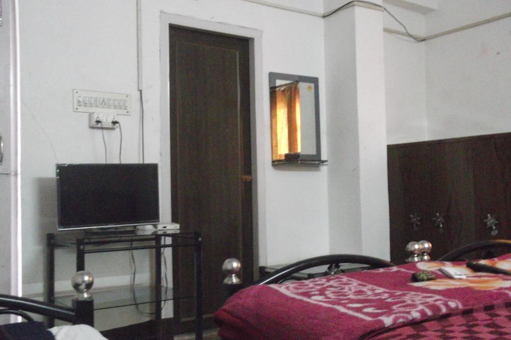 Megacity Inn Kolkata Phòng bức ảnh