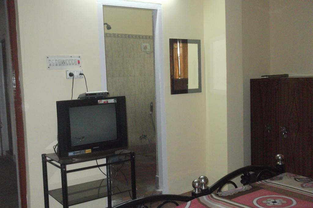Megacity Inn Kolkata Ngoại thất bức ảnh